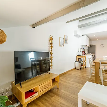 Appartement T3 De Tourisme Voltaire *